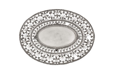 Lot 101 - An early 20th century Anglo – Indian unmarked silver tray, circa 1920