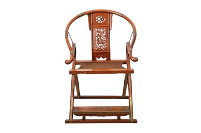 Lot 202 - A CHINESE WOOD FOLDING CHAIR, JIAO YI