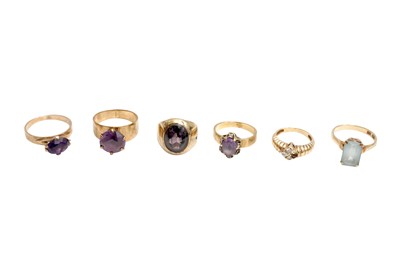 Lot 55 - A GROUP OF SIX GEM-SET RINGS