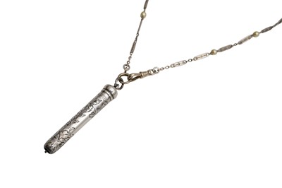 Lot 93 - A PROPELLING PENCIL AND A FOB CHAIN