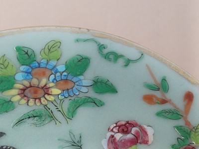 Lot 454 - A GROUP OF CHINESE AND JAPANESE PORCELAIN