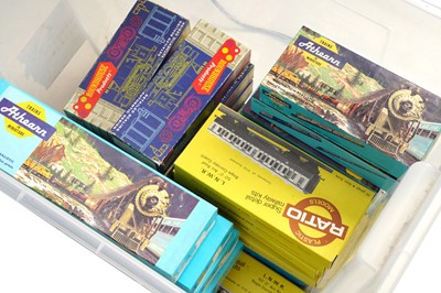 Lot 125 - A LARGE MIXED GROUP OF BOXED HO & OO GAUGE ROLLING STOCK KITS