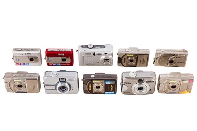 Lot 74 - A Selection of Minolta & Konica Compact Cameras