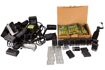Lot 39 - A Selection of Konica Minolta, Accessories, Rechargable Batteries and Chargers