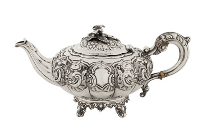 Lot 354 - An early Victorian sterling silver bachelor teapot, London 1838 by William Hewitt