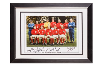 Lot 552 - England 1966