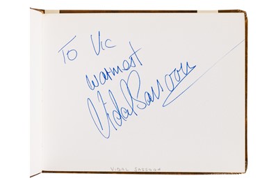 Lot 23 - From a Gentleman's Collection. Autograph Album Incl. Pele'