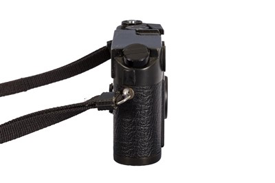 Lot 265 - A Leica M6 Rangefinder Camera Body