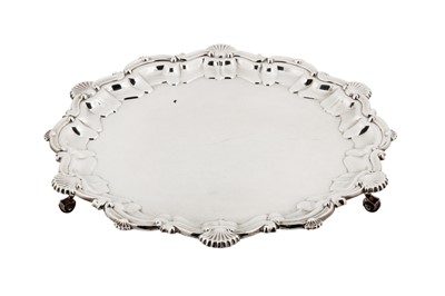 Lot 281 - An Elizabeth II sterling silver salver, Birmingham 1972 by Mappin and Webb