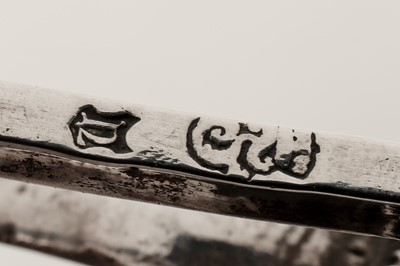 Lot 80 - A pair of late 19th century German sterling silver menu holders, Hanau by Neresheimer, import marks for London 1896 by Berthold Muller