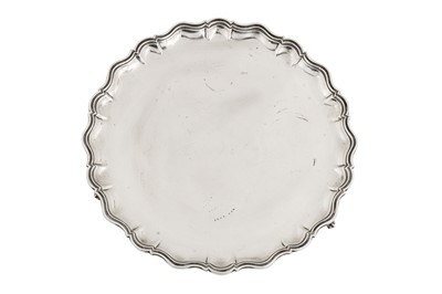 Lot 298 - A George V sterling silver salver, Sheffield 1911 by James Dixon and Sons