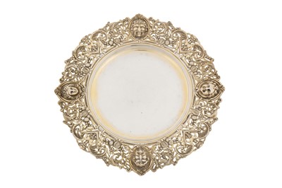 Lot 324 - A Victorian sterling silver gilt dish, London 1890 by Lewis Lewis