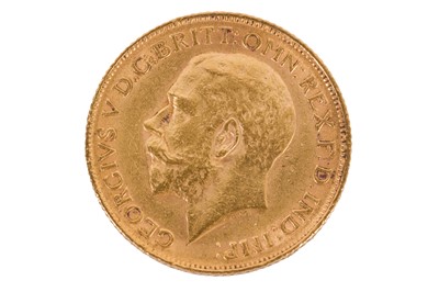Lot 71 - A GEORGE V FULL SOVEREIGN COIN