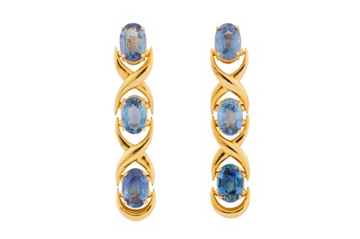 Lot 241 - A PAIR OF SAPPHIRE PENDENT EARRINGS