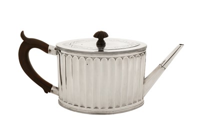 Lot 211 - A late 18th century Dutch silver teapot, Den Haag (The Hague) 1794 by Francois Marcus Simons (1750-1823)