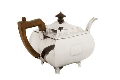 Lot 388 - A George III sterling silver teapot, London 1805 by Duncan Urquhart and Naphtali Hart