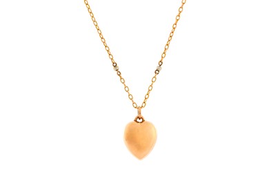 Lot 1 - A SEED PEARL PENDANT NECKLACE