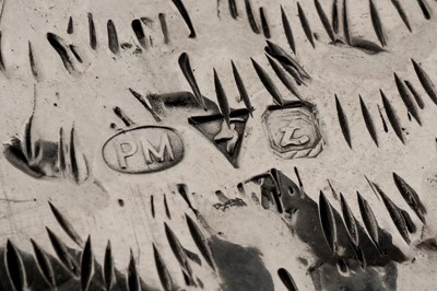 Lot 61 - A pair of contemporary Zimbabwean sterling silver models of knob-billed ducks, Harare 1998/ 1999 by Patrick Mavros