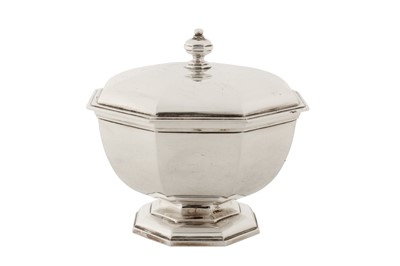 Lot 279 - An Elizabeth II sterling silver covered sugar bowl, London 1968 by Mappin and Webb