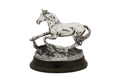 Lot 53 - An Elizabeth II sterling silver model of a horse, Sheffield 1977 by Franklin Mint