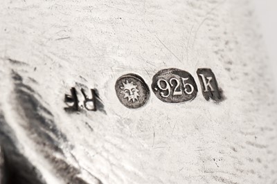 Lot 33 - An early 20th century German sterling silver sovereign case, import marks for London 1905 by Robert Friederich