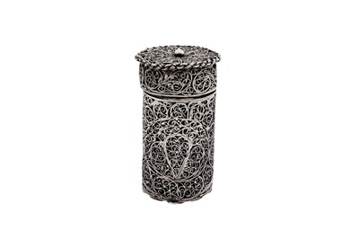 Lot 421 - A Charles II / James II late 17th century unmarked silver filigree counter box, circa 1680