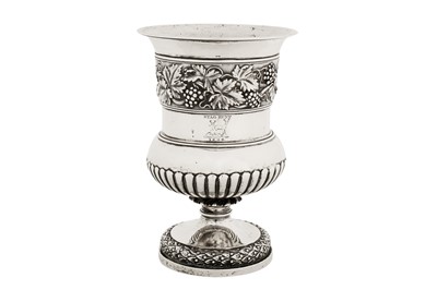 Lot 398 - A George III sterling silver goblet or cup, London 1818 by Joseph Craddock and William Ker Reid