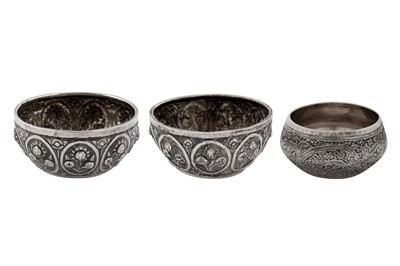 Lot 96 - A pair of early 20th century Anglo – Indian unmarked silver salts or small bowls, Madras circa 1910