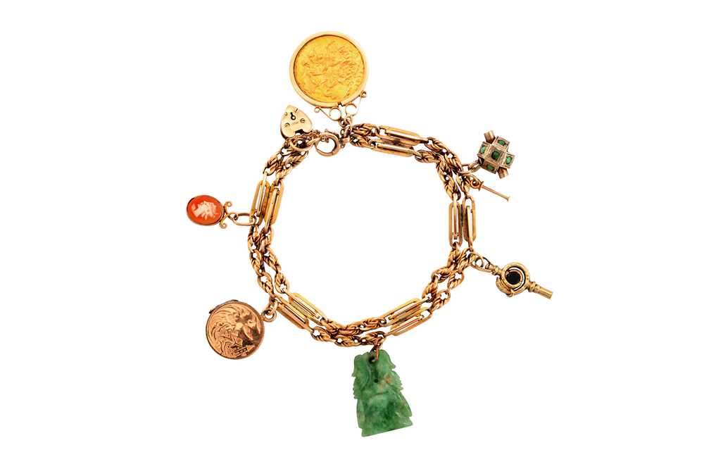 Lot 19 - A CHARM BRACELET