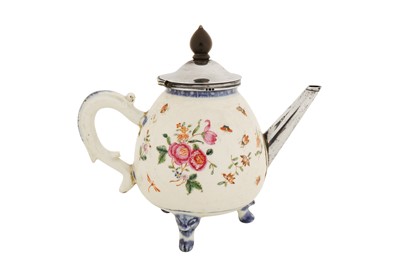 Lot 353 - A William IV sterling silver mounted 18th century Chinese porcelain teapot, London 1835, no maker’s mark