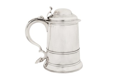 Lot 378 - A George II provincial sterling silver quart tankard, Newcastle 1747 by Isaac Cookson (free. 1728, d. 1754)