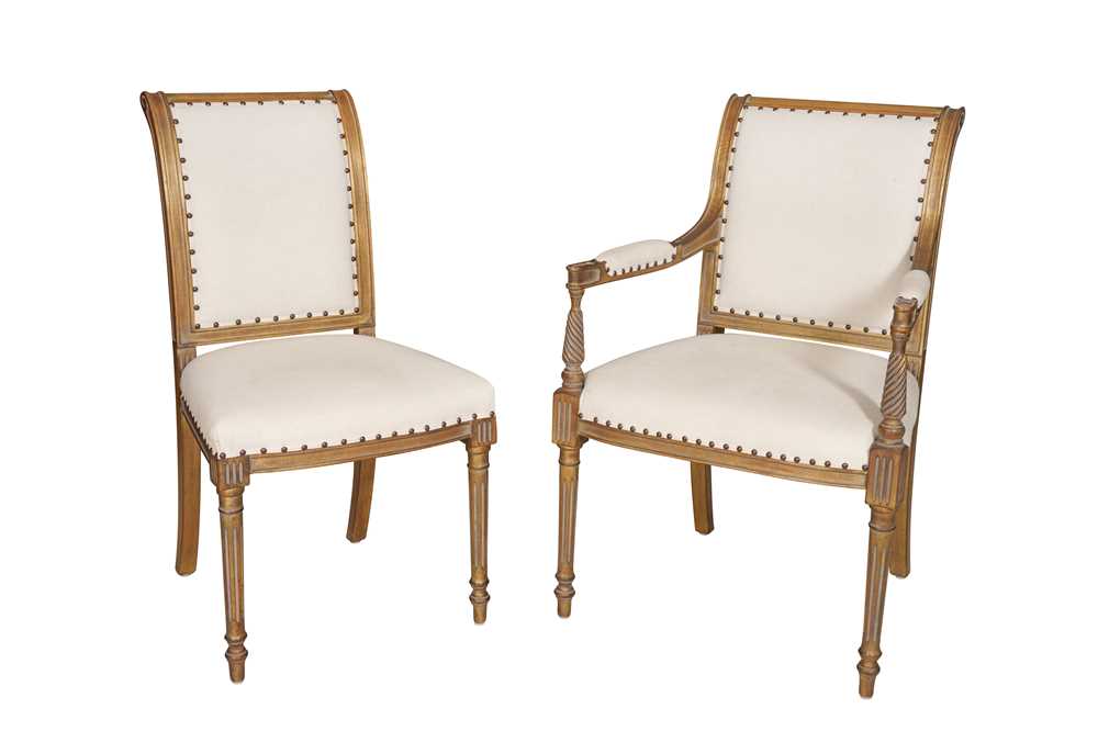 Lot 324 - R. GRIFFITHS WOODWEAR LTD; A PAIR OF CONTEMPORARY WYCHWOOD DESIGN CHAIRS