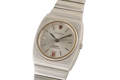 Lot 425 - OMEGA CONSTELLATION BRACELET WATCH