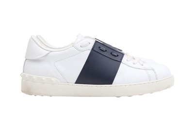 Lot 215 - Valentino Men's White Rockstud Open Low Sneaker - Size 41