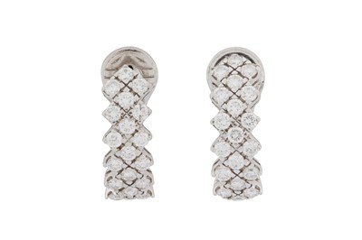 Lot 265 - A PAIR OF DIAMOND DRESS EARRINGS