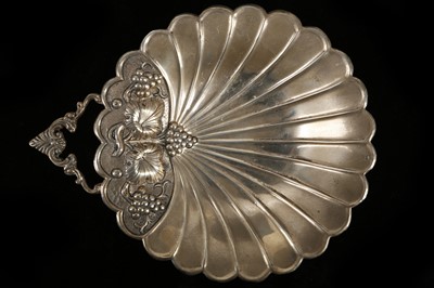 Lot 333 - A fine antique continental .830 Silver butter...