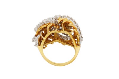 Lot 182 - ASPREY Ι A GOLD AND DIAMOND RING, CIRCA 1975