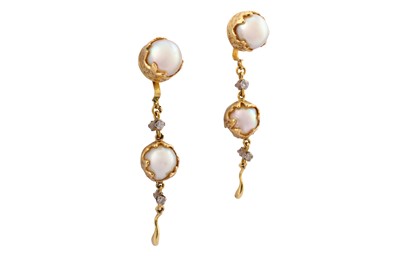 Lot 174 - CHARLES DE TEMPLE Ι A PAIR OF PEARL AND DIAMOND EARRINGS