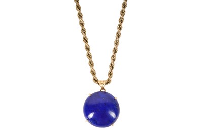 Lot 20 - A LAPIS LAZULI PENDANT NECKLACE AND A RING