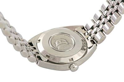 Lot 487 - OMEGA CONSTELLATION CHRONOMETER BRACELET WATCH