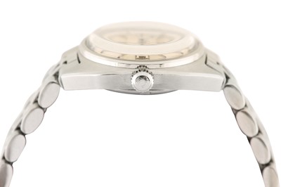 Lot 487 - OMEGA CONSTELLATION CHRONOMETER BRACELET WATCH