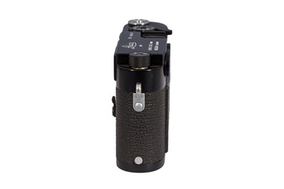 Lot 111 - A Leica M3 DS Rangefinder Camera Body