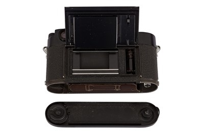 Lot 111 - A Leica M3 DS Rangefinder Camera Body