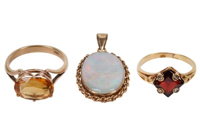 Lot 9 - TWO RINGS AND AN OPAL PENDANT