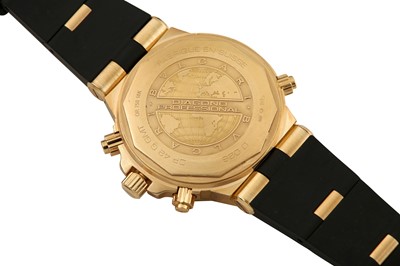 Lot 407 - BVLGARI DIAGONO PROFESSIONAL GMT WRISTWATCH - 18K GOLD