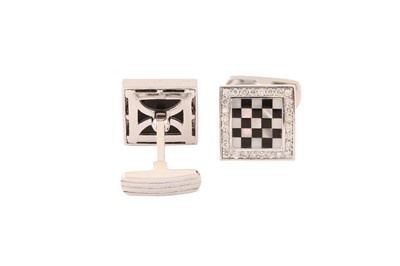 Lot 511 - A PAIR OF DIAMOND CHECKERBOARD CUFFLINKS
