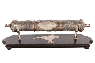 Lot 51 - A SILVER SCROLL HOLDER UPON WOODEN MOUNT