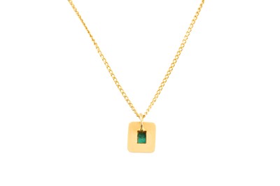 Lot 131 - AN EMERALD PENDANT NECKLACE