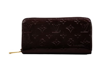 Lot 53 - Louis Vuitton Amarante Monogram Vernis Continental Wallet