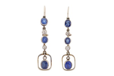 Lot 80 - A PAIR OF SAPPHIRE AND DIAMOND PENDENT EARRINGS